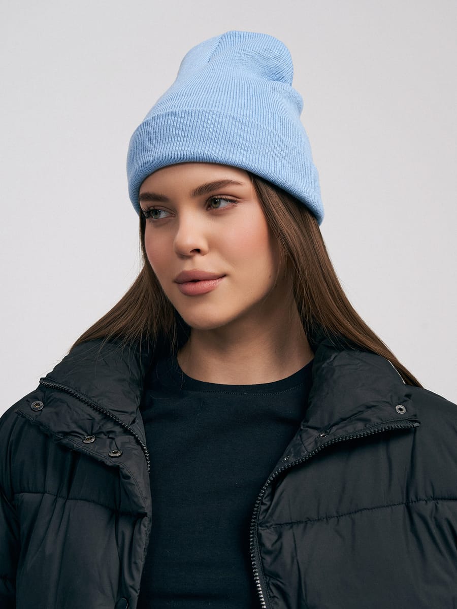 Демисезонная шапка бини