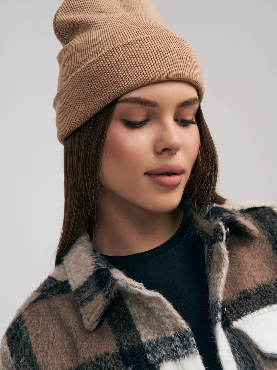 Демисезонная шапка бини